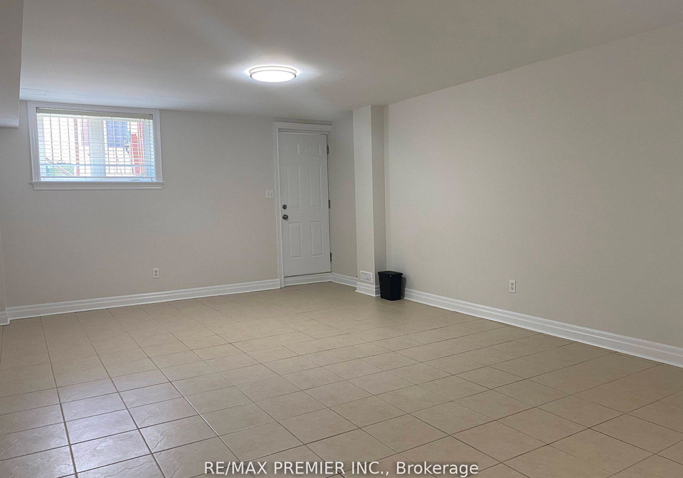 34-algarve-crescent-toronto-ontario-w12481953