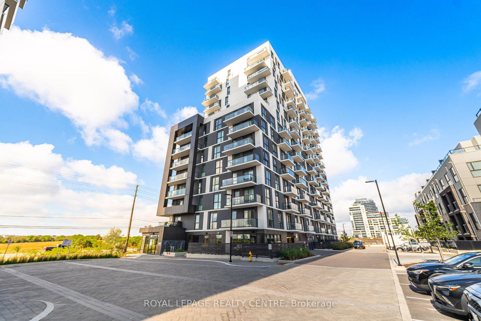 345-wheat-boom-drive-oakville-ontario-w12482243