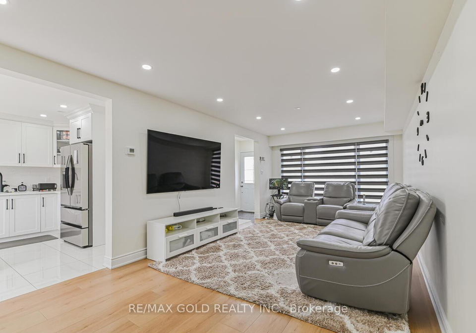 81-drake-boulevard-brampton-ontario-w12482409