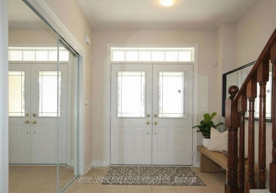 2019-trawden-way-oakville-ontario-w12482639