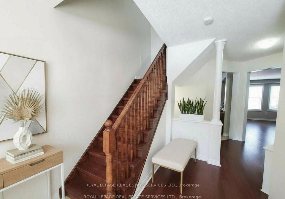 2019-trawden-way-oakville-ontario-w12482639