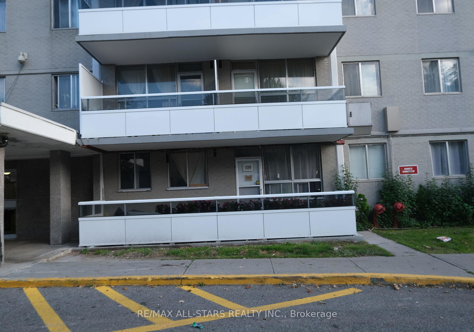 200-lotherton-pathway-north-york-ontario-w12482679