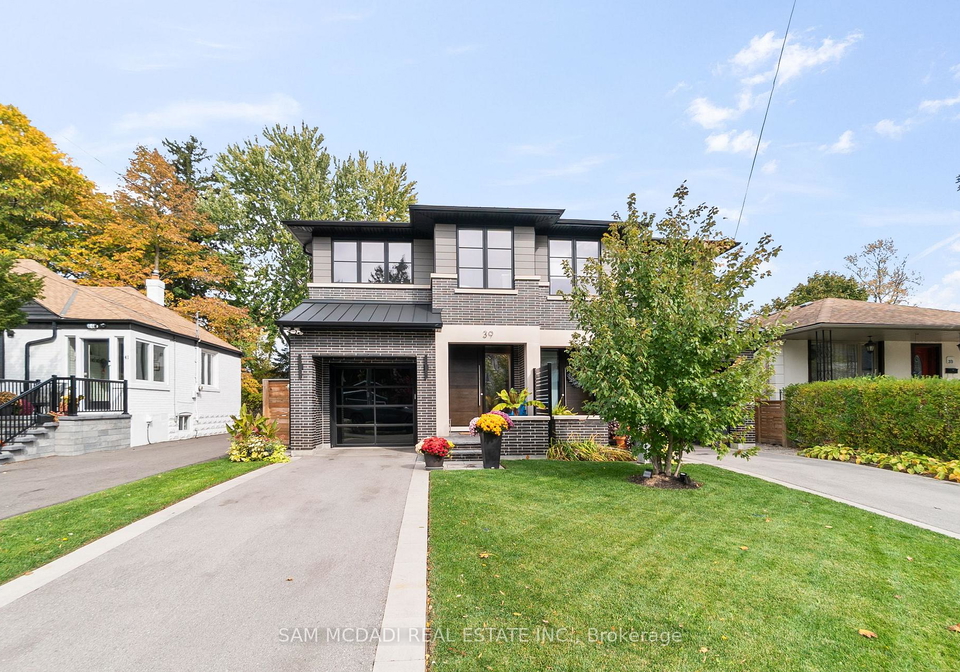 39-oakwood-avenue-n-mississauga-ontario-w12482689