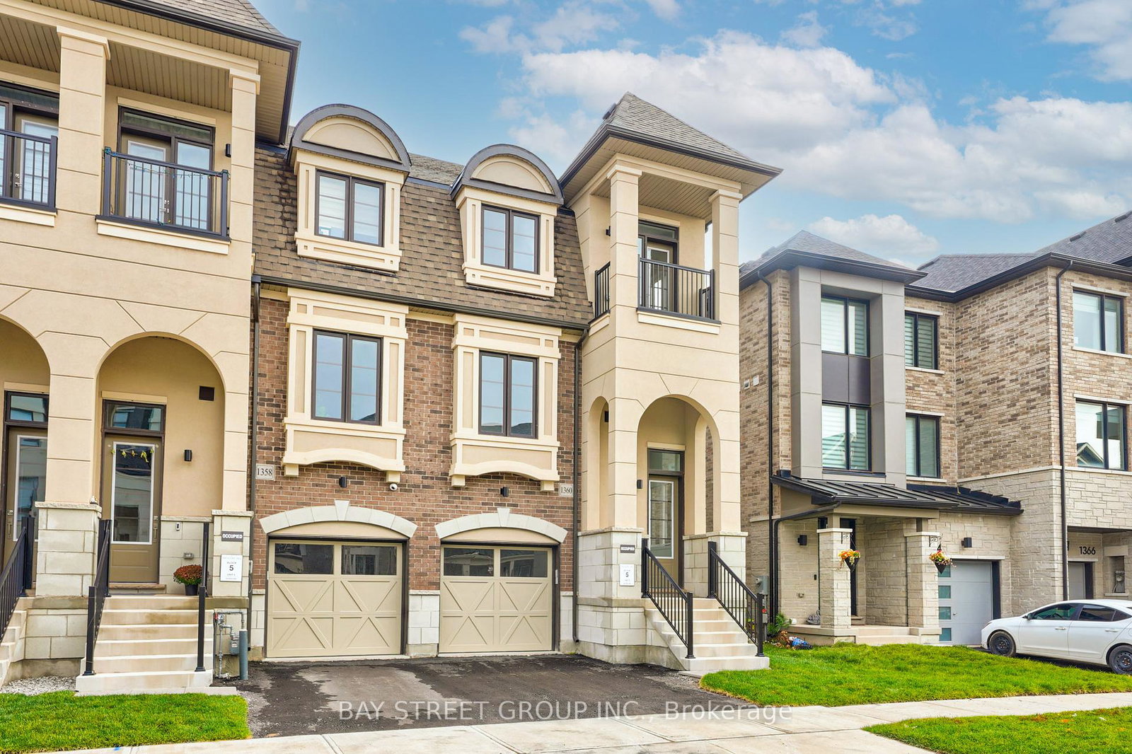 1360-kobzar-drive-oakville-ontario-w12482743