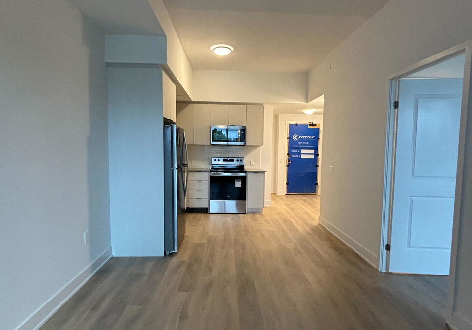 204-burnhamthorpe-road-e-mississauga-ontario-w12482809