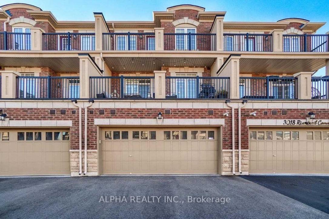 3016-rivertrail-common-oakville-ontario-w12482823