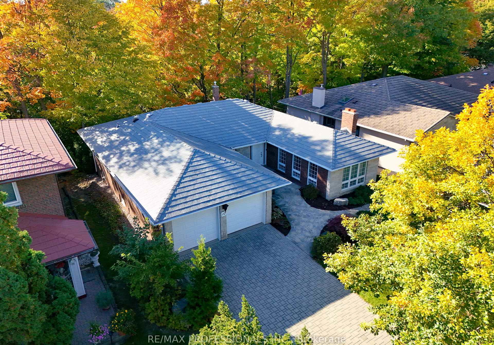 10-neilor-crescent-etobicoke-ontario-w12482867