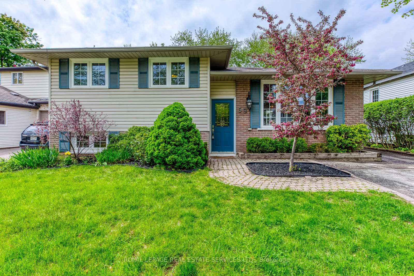 59-mccraney-street-w-oakville-ontario-w12482892