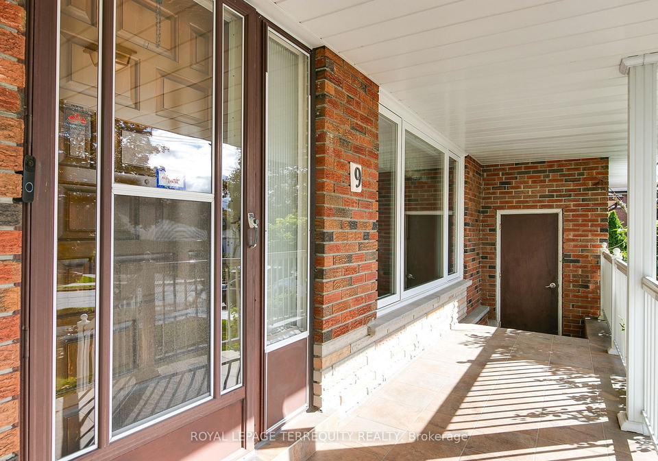 9-larchmere-avenue-york-ontario-w12483013