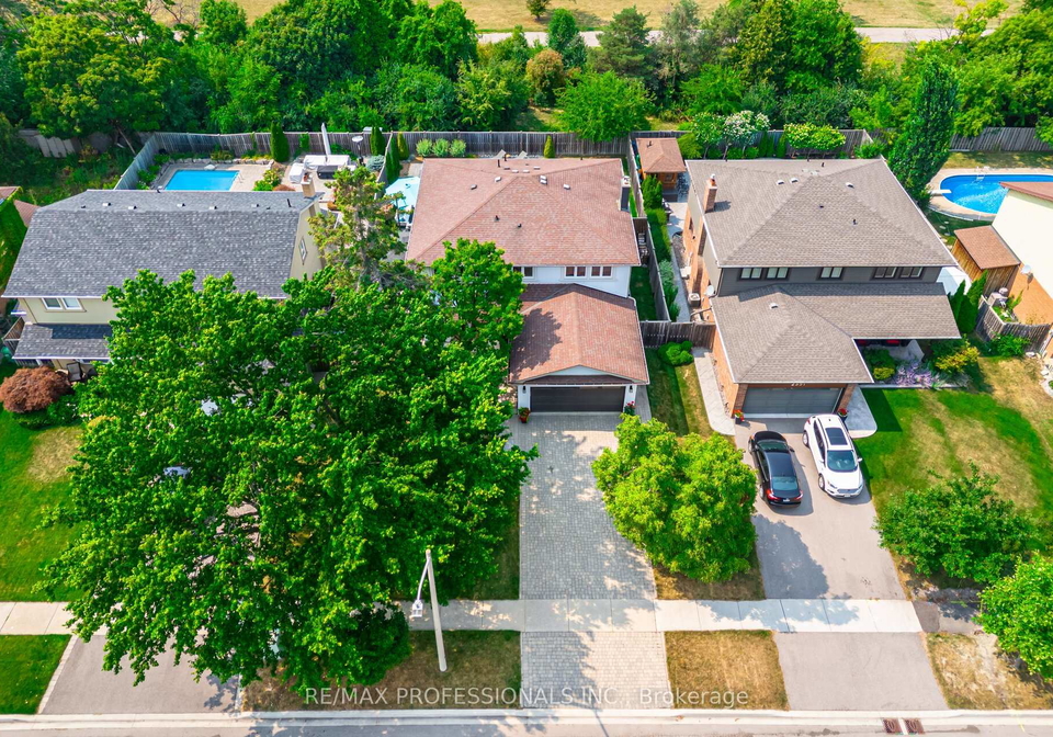2357-kenbarb-road-mississauga-ontario-w12483070