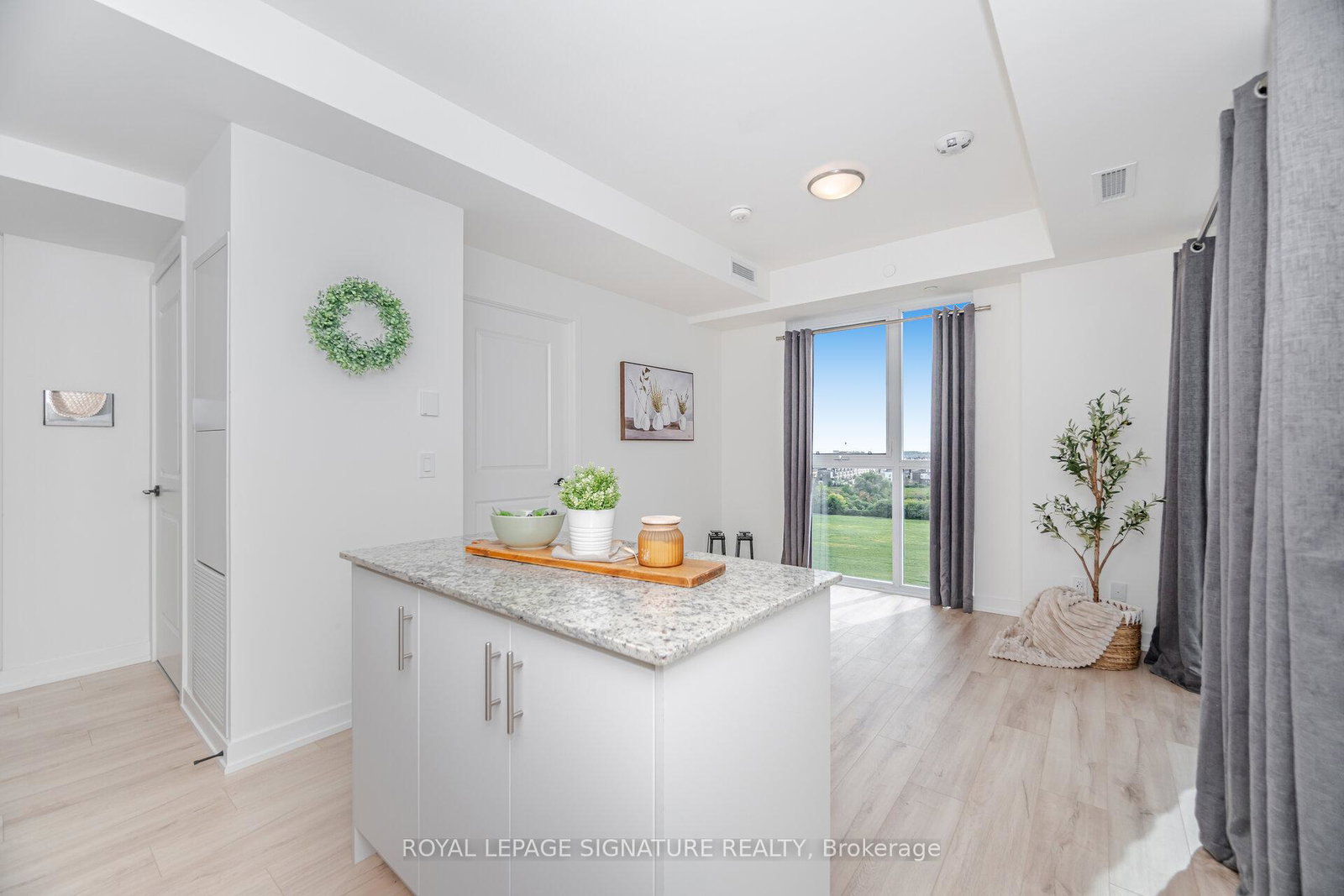 335-wheat-boom-drive-oakville-ontario-w12483145