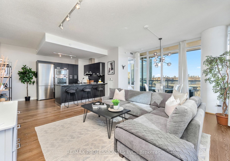 88-park-lawn-road-etobicoke-ontario-w12483180