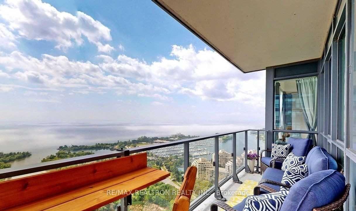 2212-lake-shore-boulevard-w-etobicoke-ontario-w12483503