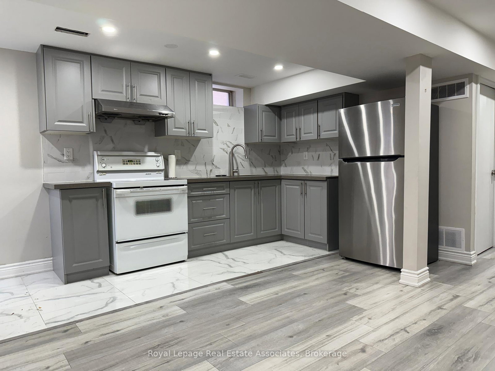 6978-tassel-crescent-mississauga-ontario-w12483552