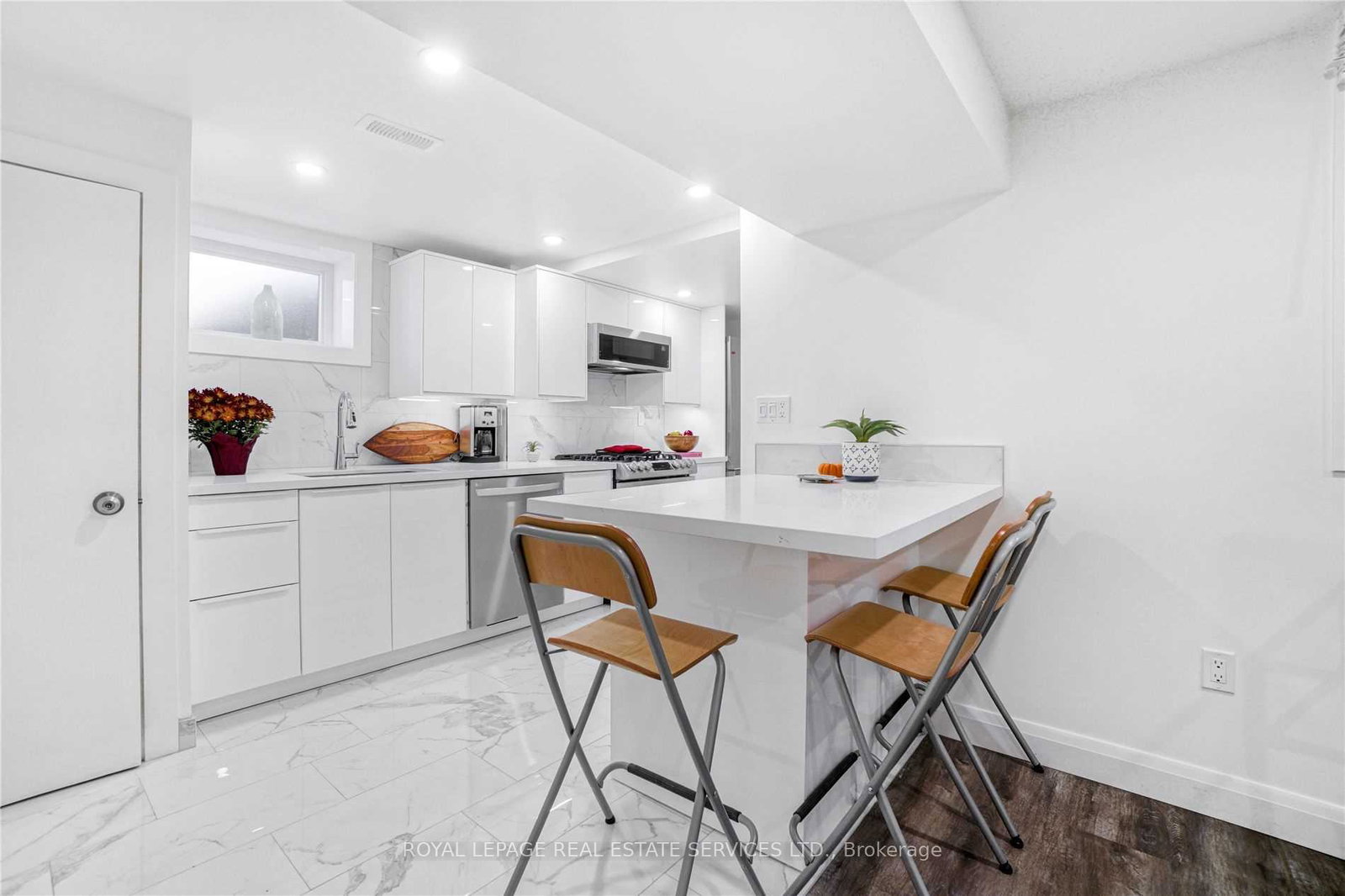 117-st-johns-road-toronto-ontario-w12483571