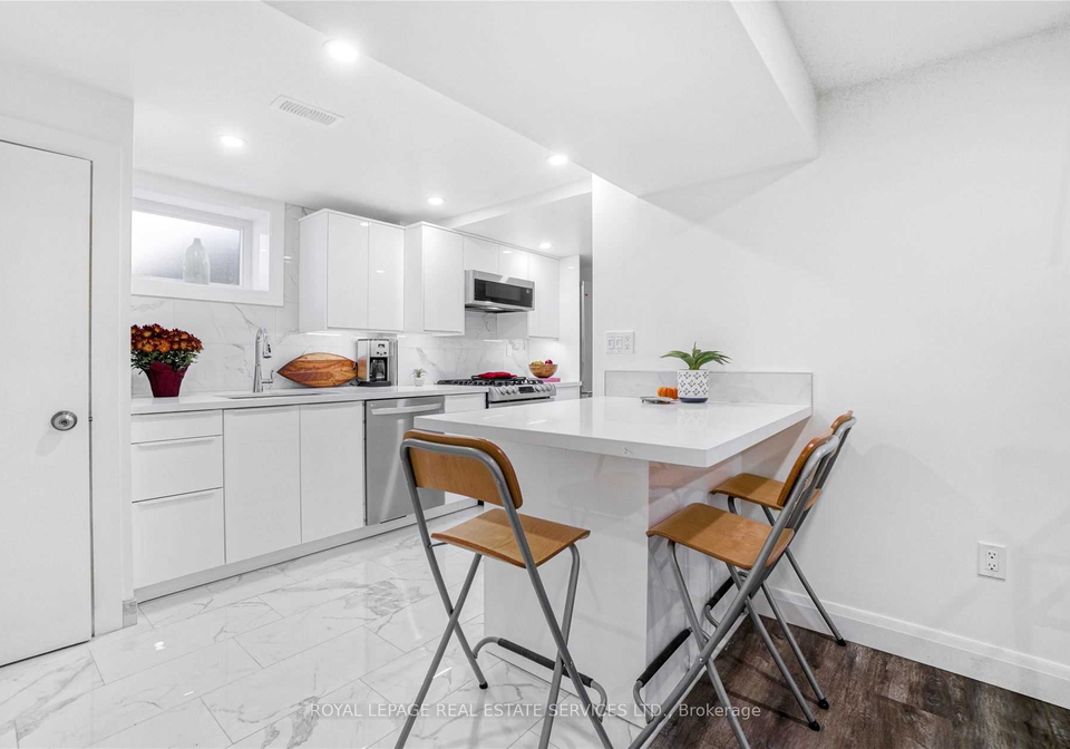 117-st-johns-road-toronto-ontario-w12483571