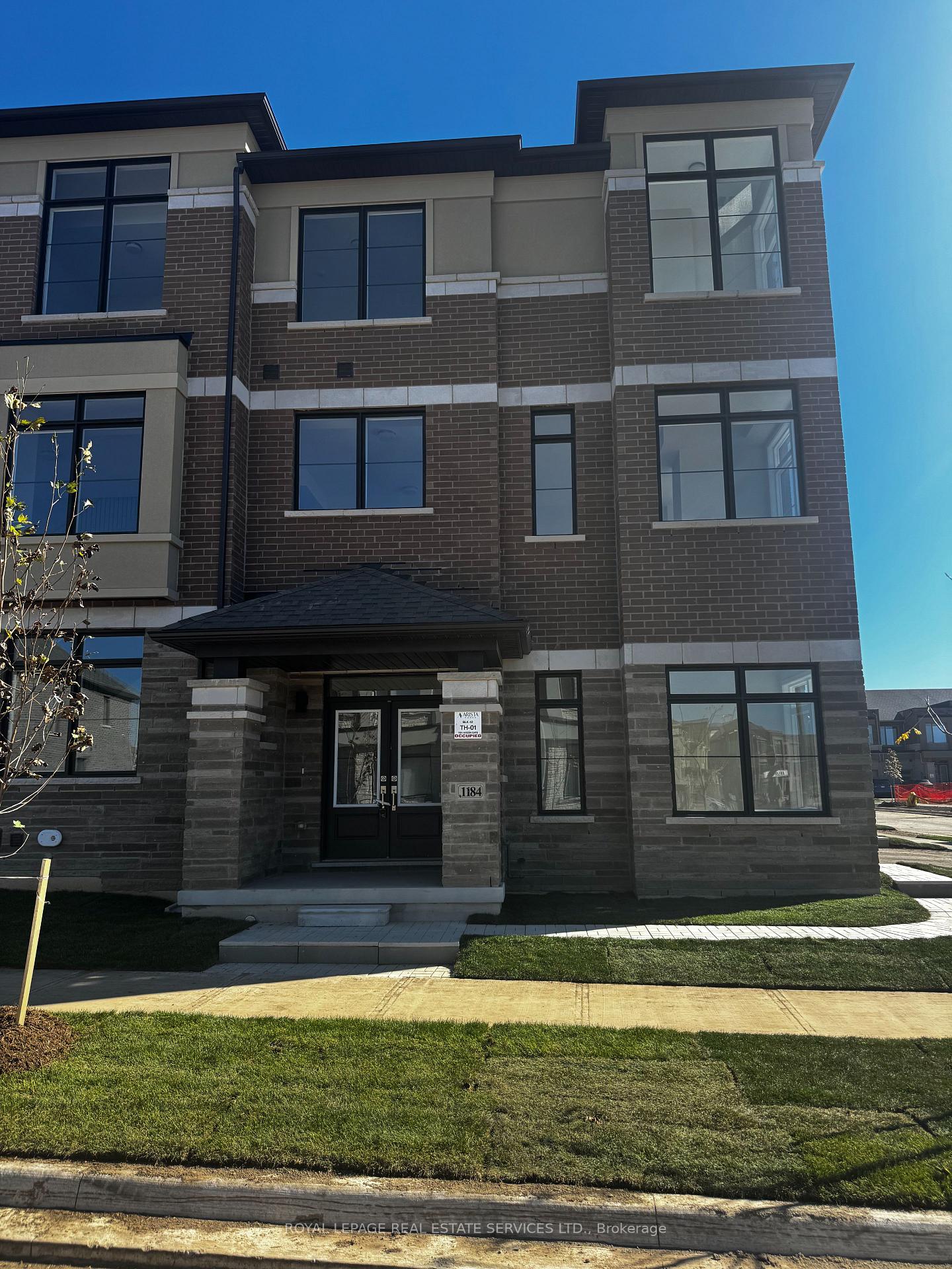 1184-anson-gate-oakville-ontario-w12483580