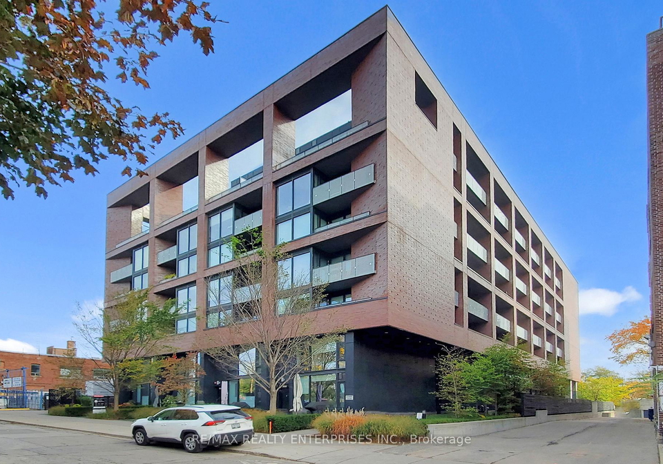 383-sorauren-avenue-toronto-ontario-w12483670