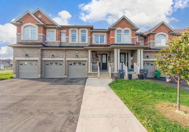 4-foliage-drive-brampton-ontario-w12483721