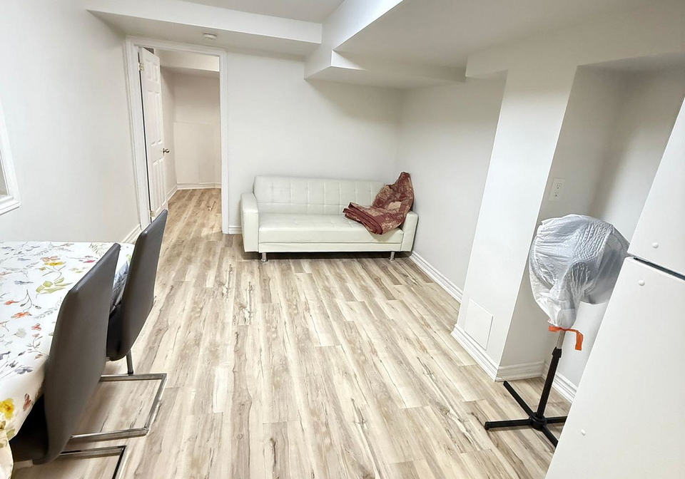 2-polygon-court-brampton-ontario-w12483788