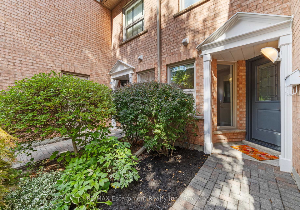 206sixth-line-oakville-ontario-w12484087