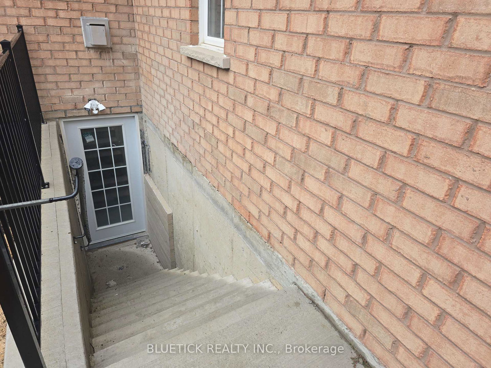 3-bridgend-crescent-brampton-ontario-w12484261