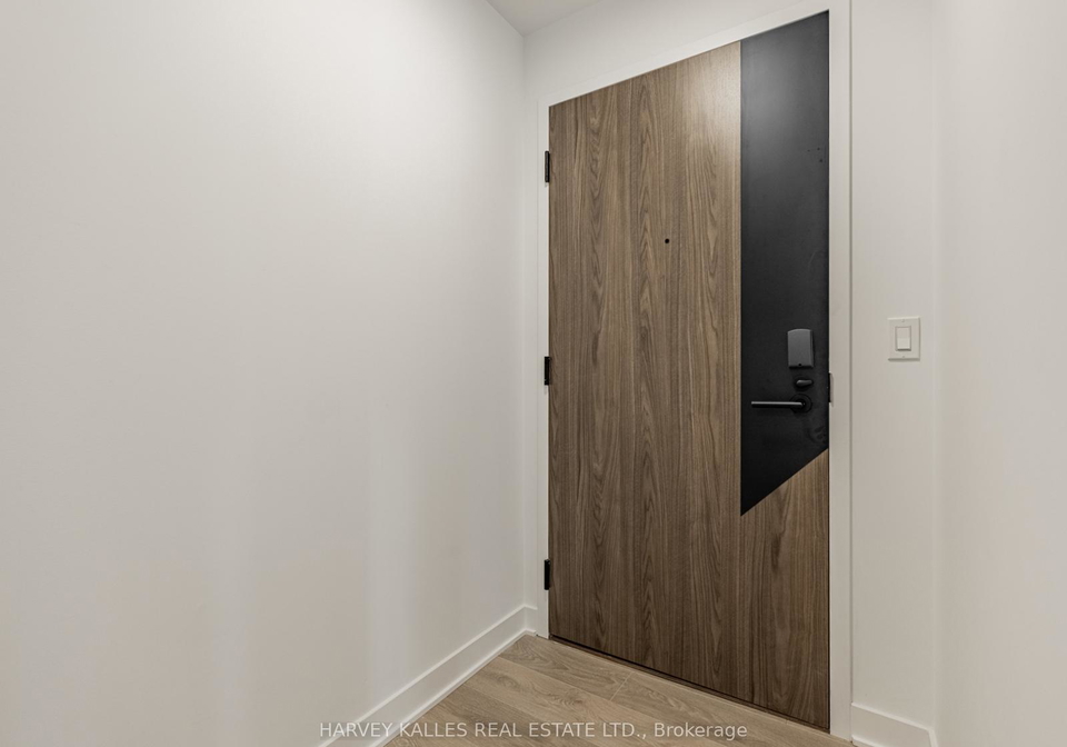 1037-the-queensway-etobicoke-ontario-w12484284