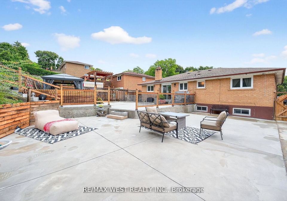 54-barker-avenue-etobicoke-ontario-w12484333