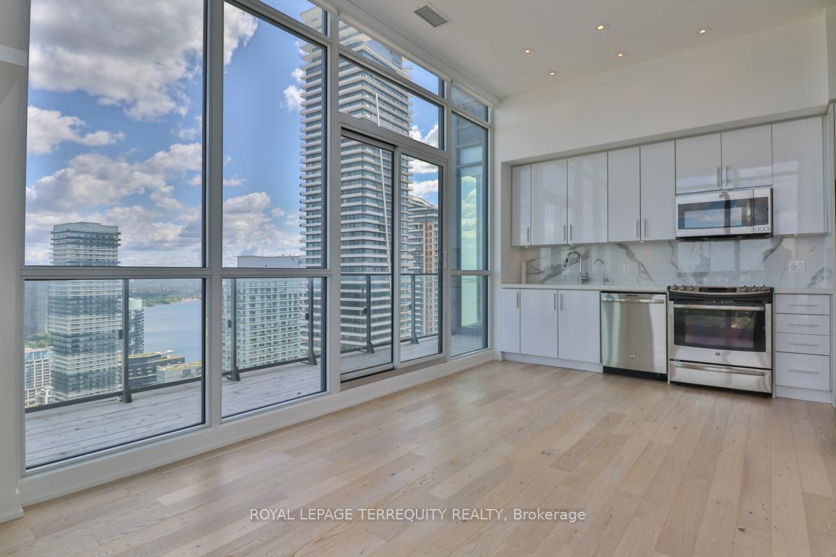 2200-lake-shore-boulevard-w-etobicoke-ontario-w12484411