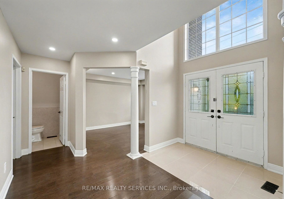 1032-blueheron-boulevard-mississauga-ontario-w12484535