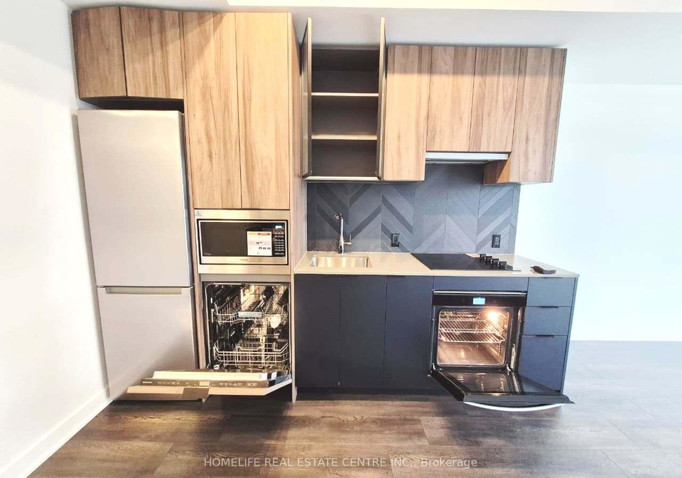1037-the-queensway-etobicoke-ontario-w12484564