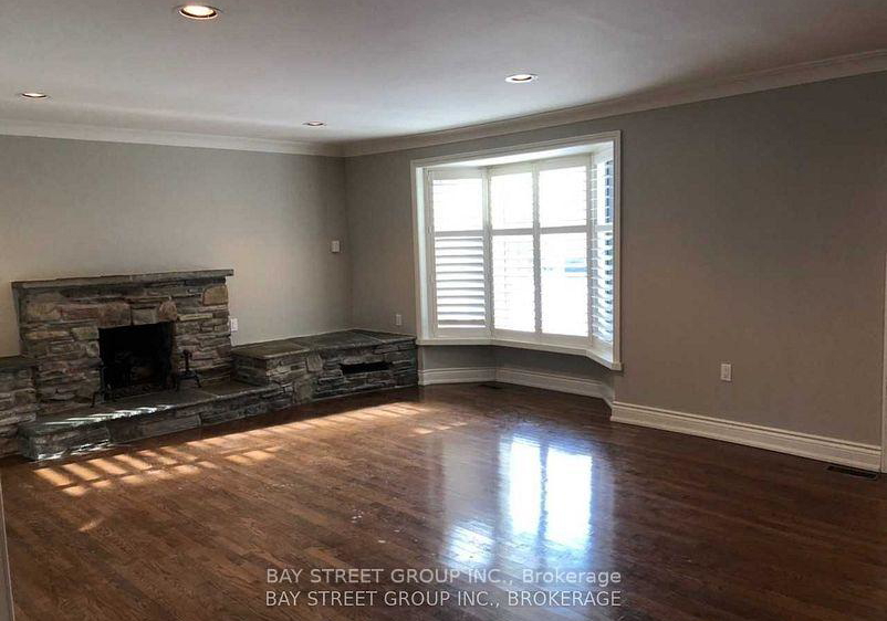 1523-duncan-road-oakville-ontario-w12484774