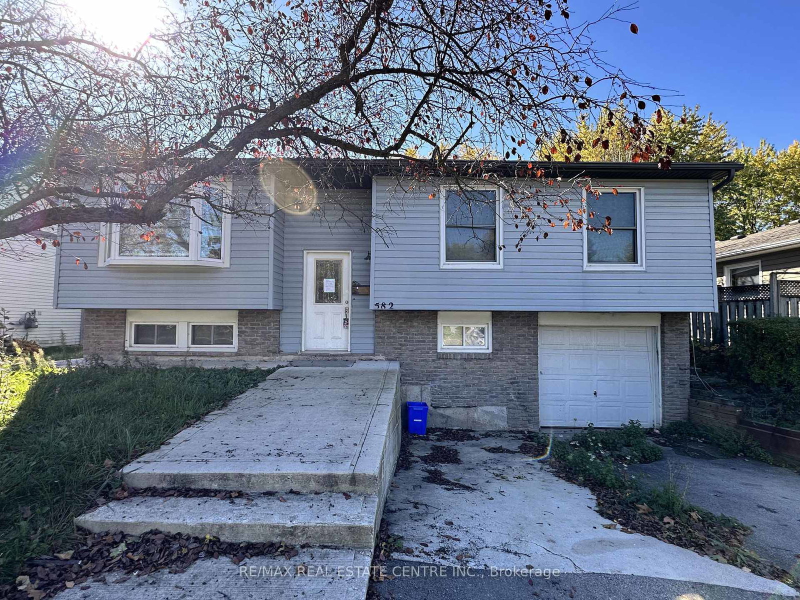 582-elliott-crescent-milton-ontario-w12484812