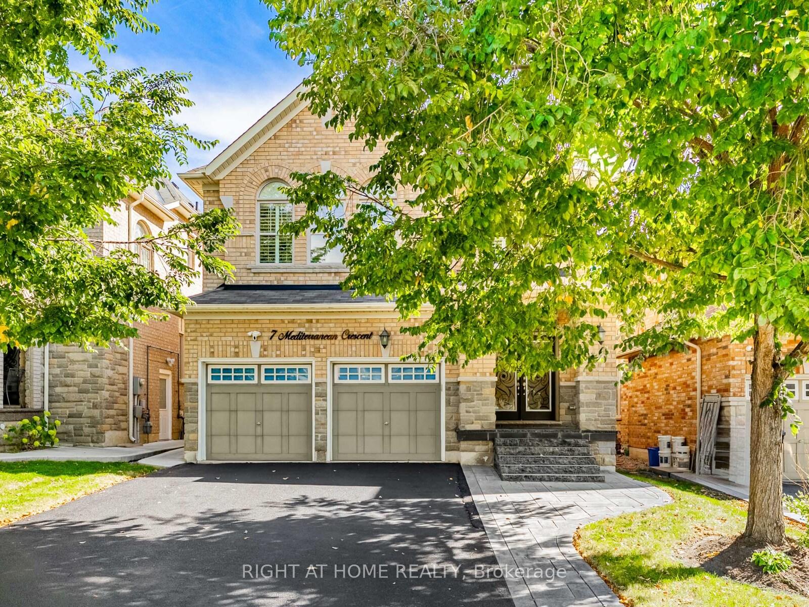 7-mediterranean-crescent-brampton-ontario-w12485431