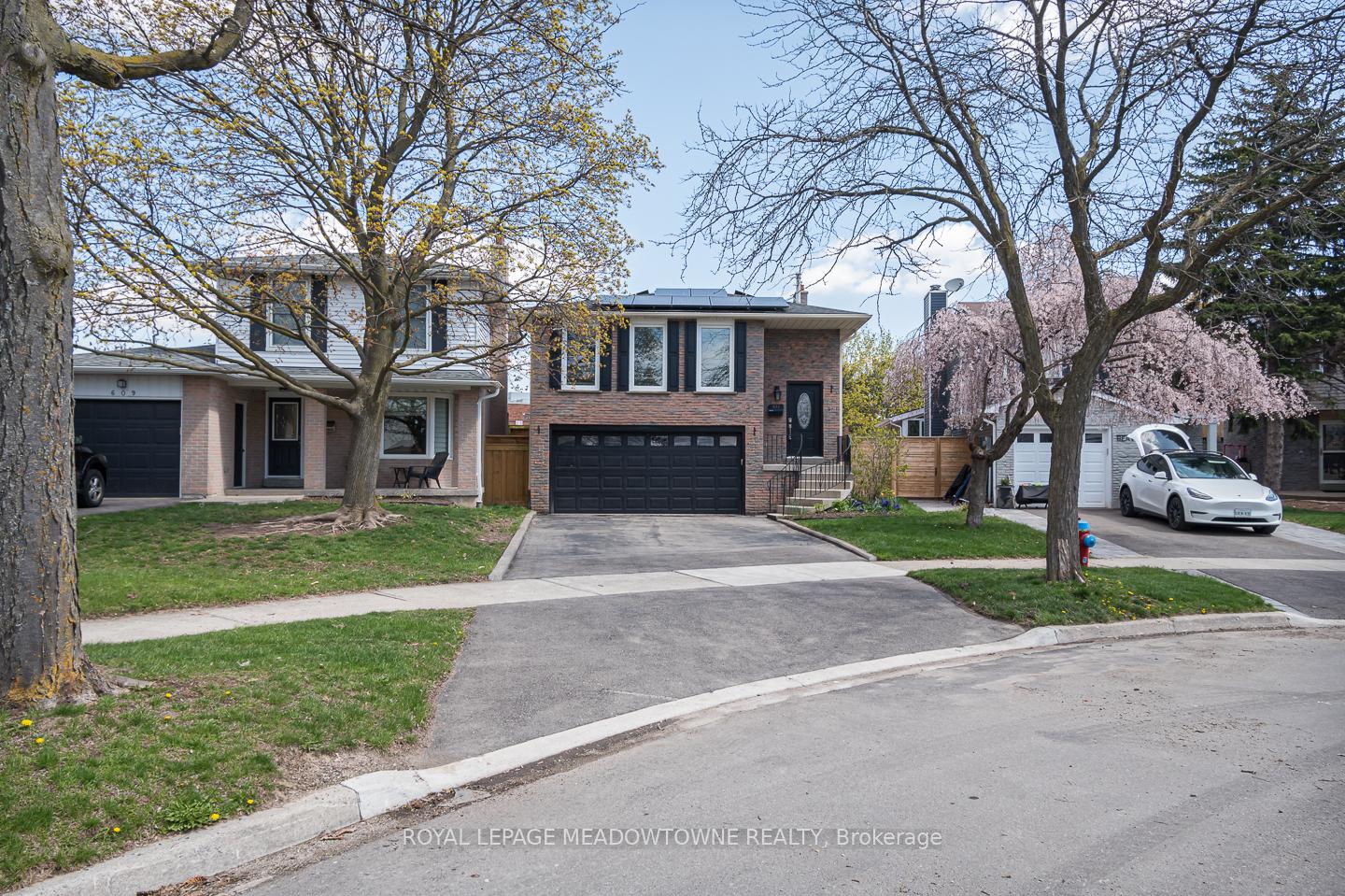 611-beaver-court-milton-ontario-w12485467