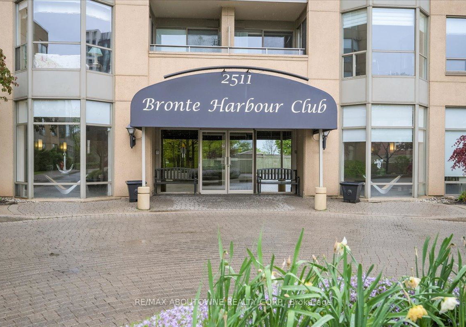 2511-lakeshore-road-w-oakville-ontario-w12485643