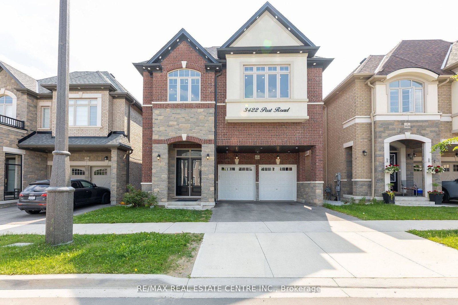 3422-post-road-n-oakville-ontario-w12485897