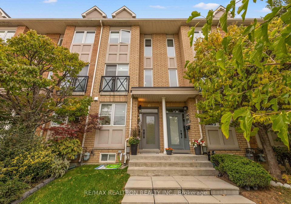 12-market-garden-mews-etobicoke-ontario-w12485952
