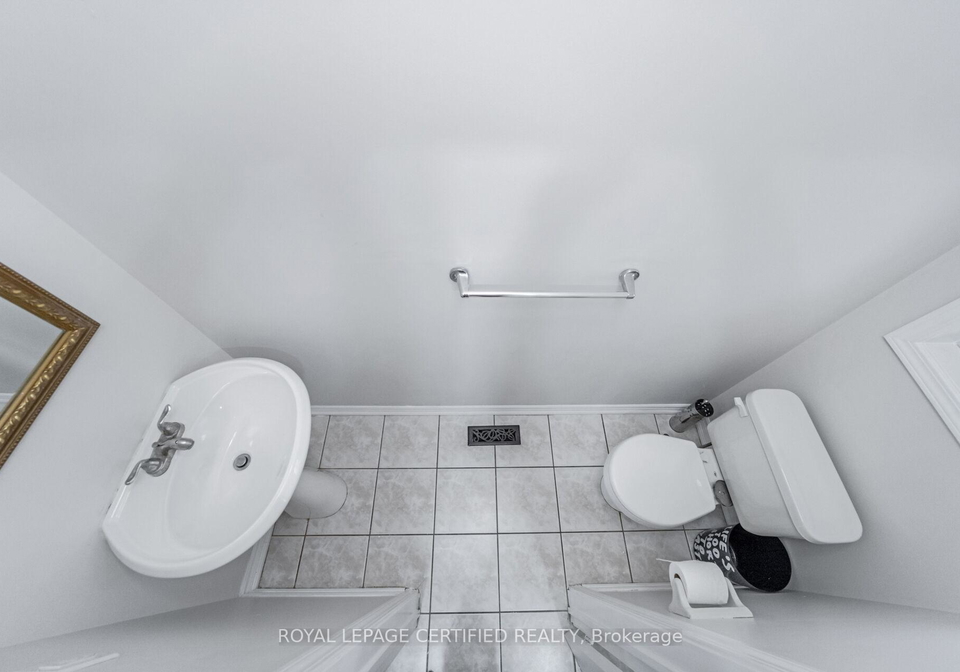 76-saddleback-square-brampton-ontario-w12485972