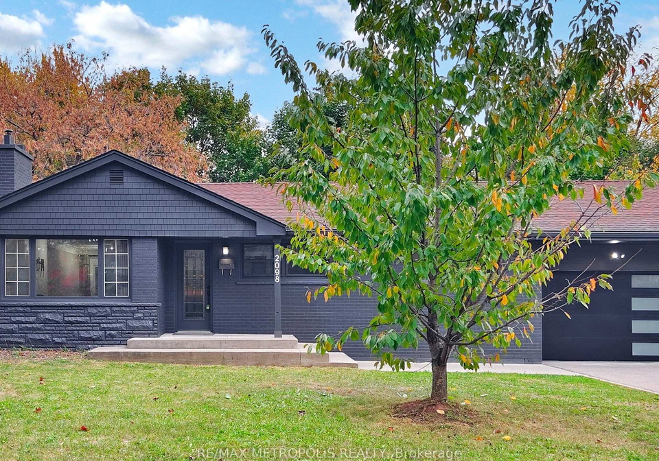 2098-maplewood-drive-burlington-ontario-w12486018