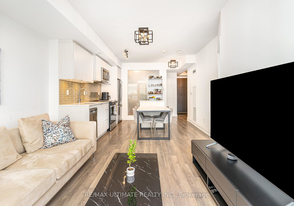 1461-lawrence-avenue-w-north-york-ontario-w12486023