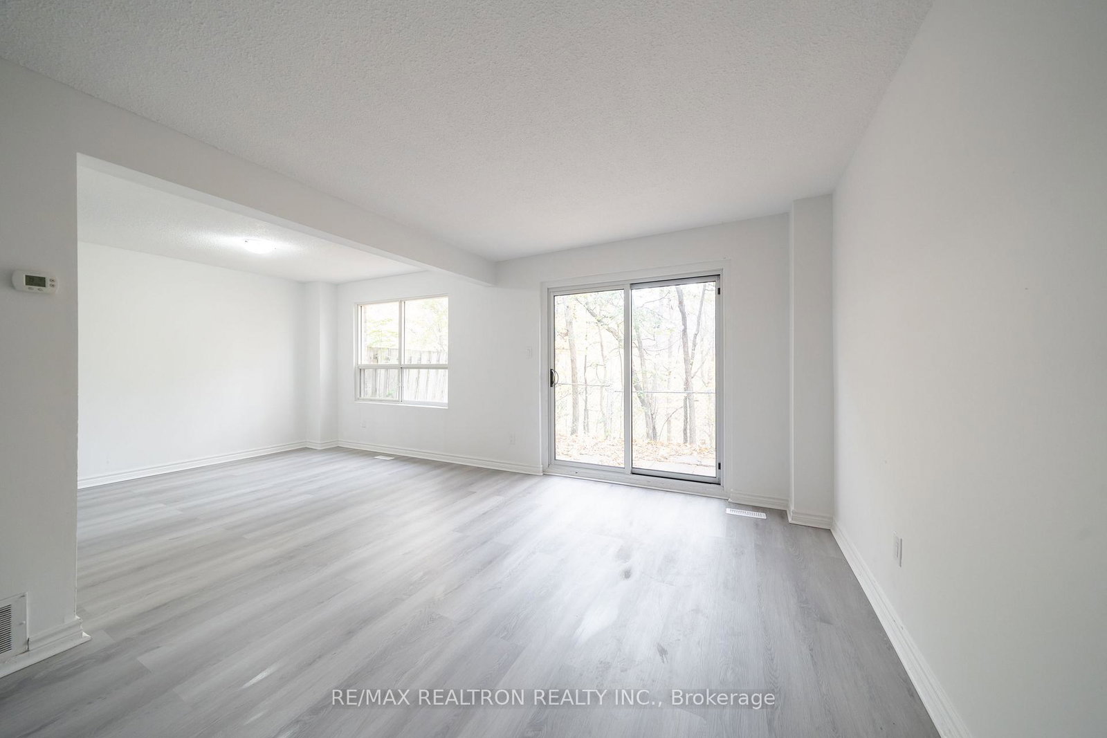 1247-white-oaks-oakville-ontario-w12486222