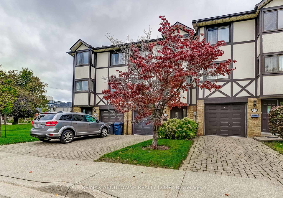 2-bradbrook-road-etobicoke-ontario-w12486261