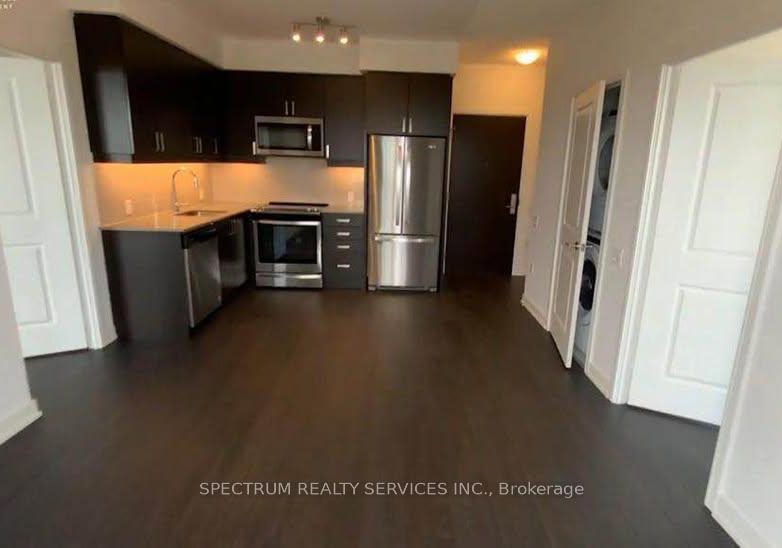 8-nahani-way-mississauga-ontario-w12486390