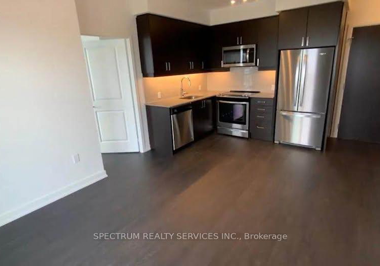 8-nahani-way-mississauga-ontario-w12486390