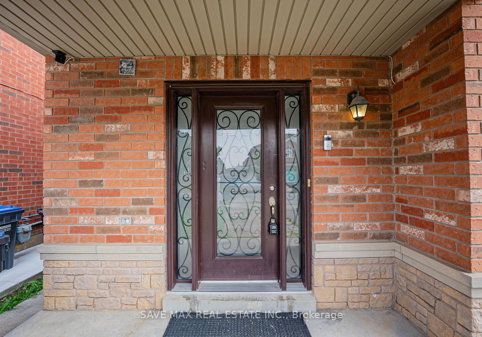 100-bushmill-circle-brampton-ontario-w12486449