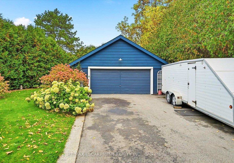 415-henderson-road-burlington-ontario-w12486547