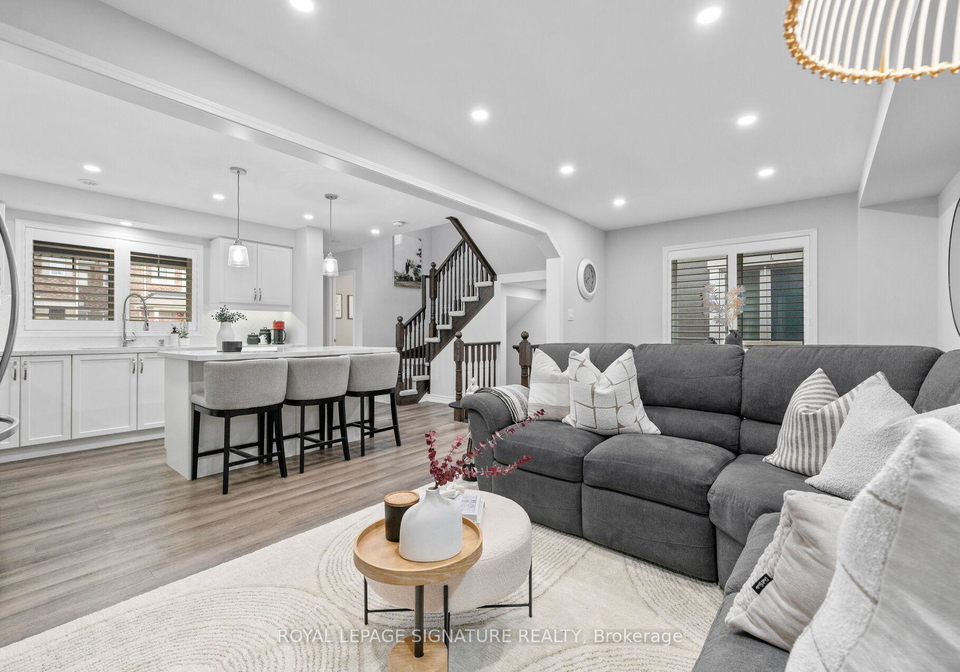 890-cactus-point-milton-ontario-w12486581
