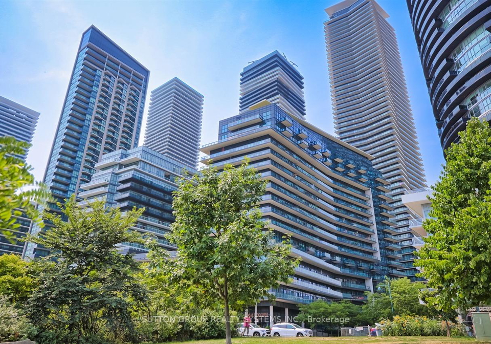 39-annie-craig-drive-etobicoke-ontario-w12486583