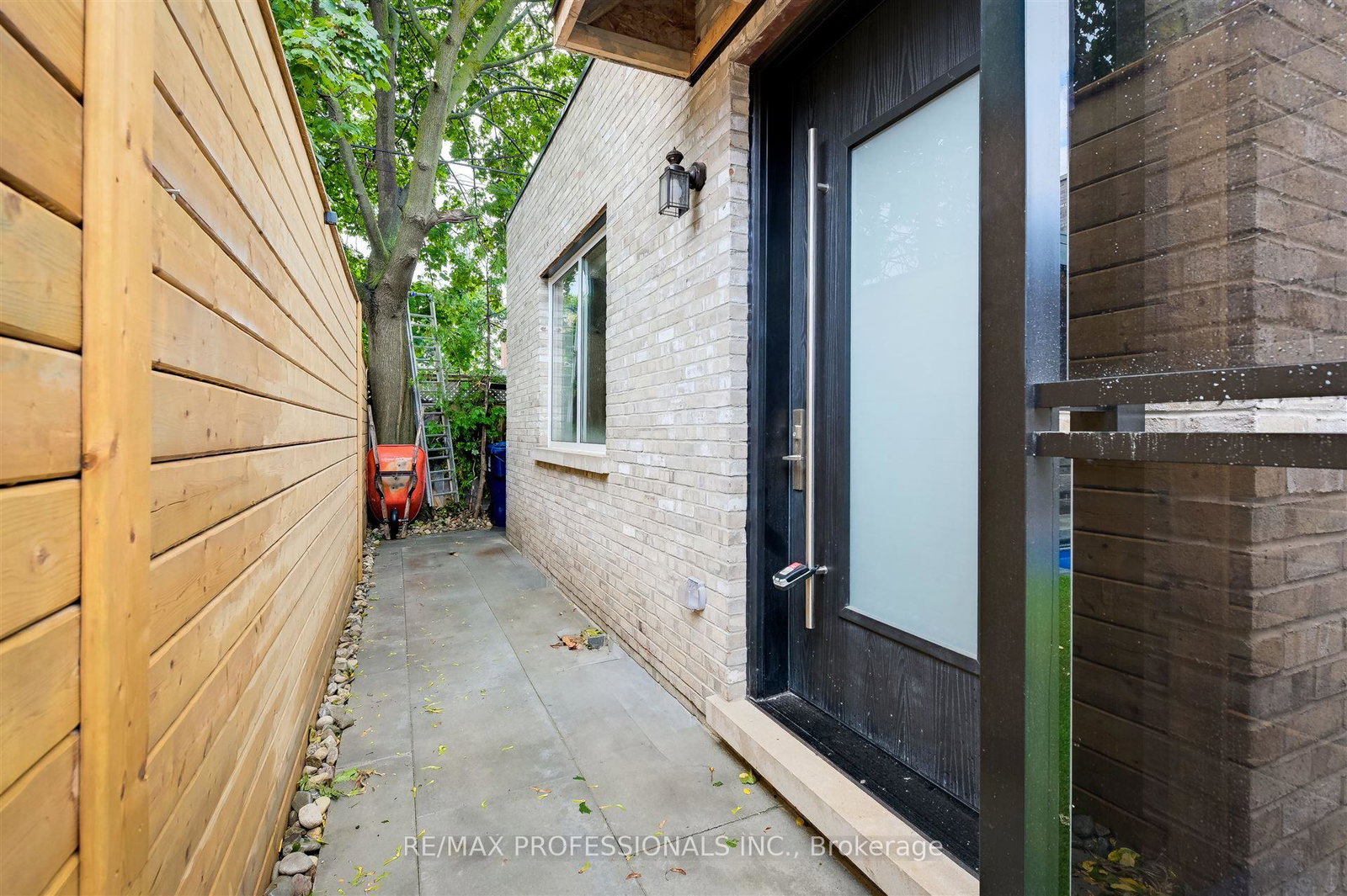 56-shaver-avenue-s-etobicoke-ontario-w12486671